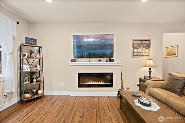 1522 N 4th Street, Mccleary, WA 98557