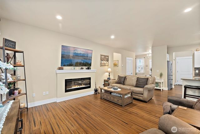 1522 N 4th Street, Mccleary, WA 98557