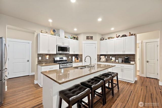 1522 N 4th Street, Mccleary, WA 98557