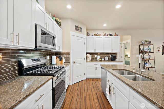 1522 N 4th Street, Mccleary, WA 98557