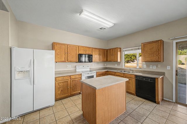 2223 E ANDALUSIAN Loop, San Tan Valley, AZ 85140