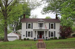 408 N CHURCH ST, Fayette, MO 65248