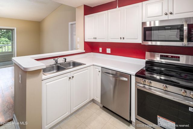 515 Spring Forest Road E, Greenville, NC 27834