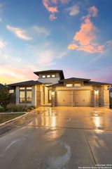 422 Bridle Trail, New Braunfels, TX 78132