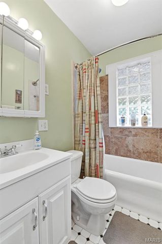 6028 Potomac Street, St Louis, MO 63139