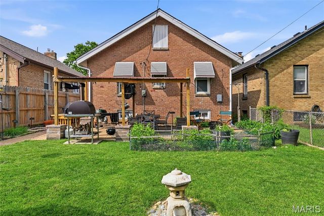 6028 Potomac Street, St Louis, MO 63139