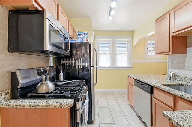 6028 Potomac Street, St Louis, MO 63139
