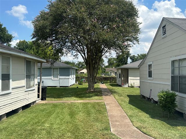 3923 Caplin Street, Houston, TX 77026