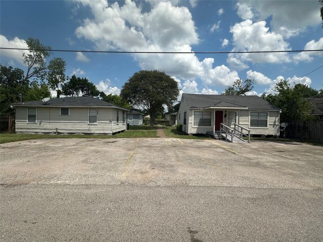 3923 Caplin Street, Houston, TX 77026