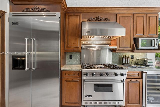 8445 SW 163rd Terrace, Palmetto Bay, FL 33157