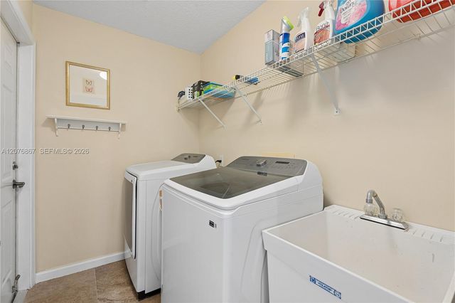 8445 SW 163rd Terrace, Palmetto Bay, FL 33157
