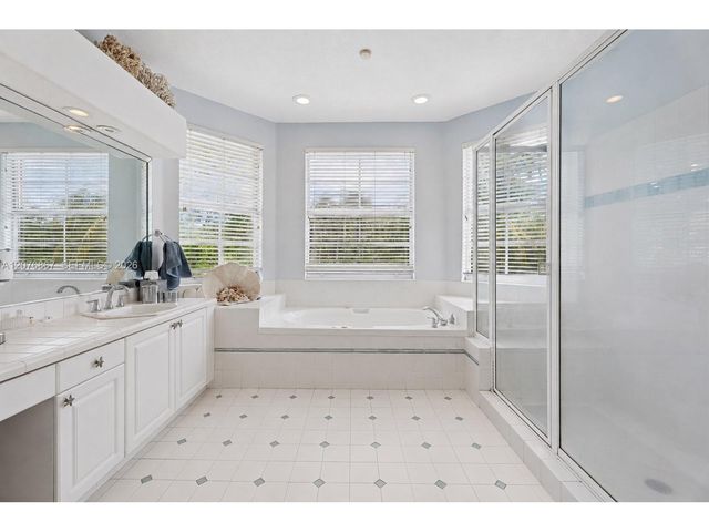 8445 SW 163rd Terrace, Palmetto Bay, FL 33157