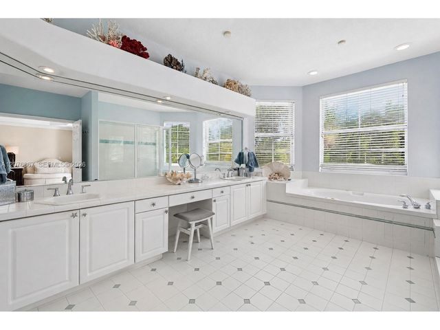 8445 SW 163rd Terrace, Palmetto Bay, FL 33157