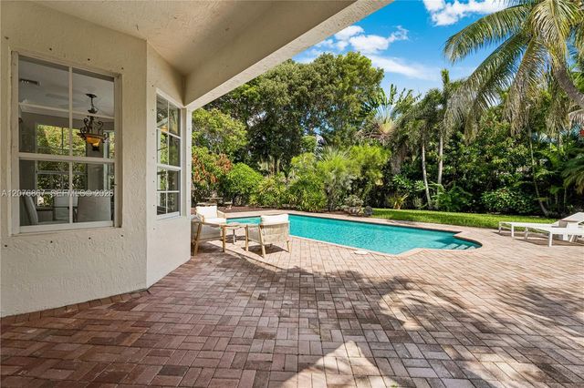 8445 SW 163rd Terrace, Palmetto Bay, FL 33157