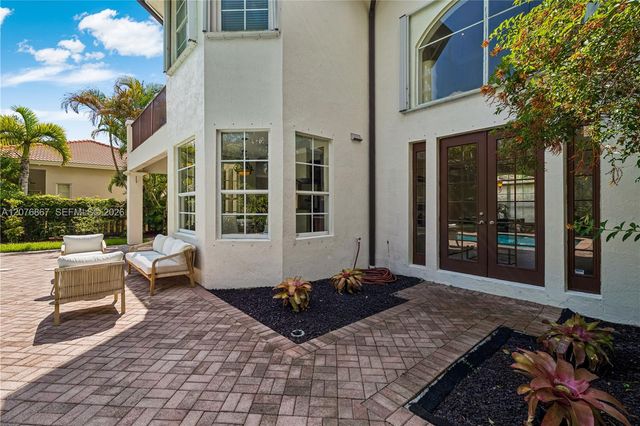 8445 SW 163rd Terrace, Palmetto Bay, FL 33157