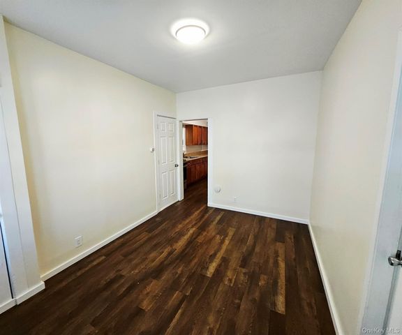 22 Ford Street 1, Glen Cove, NY 11542