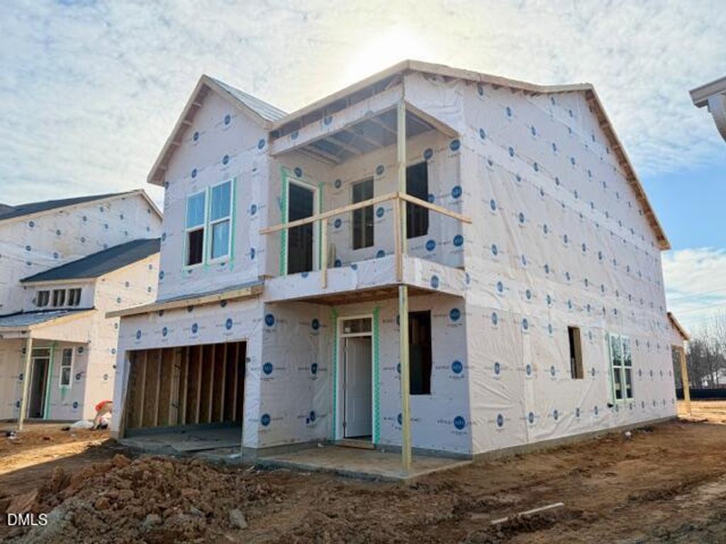 444 White Oak Garden Way 323, Garner, NC 27529