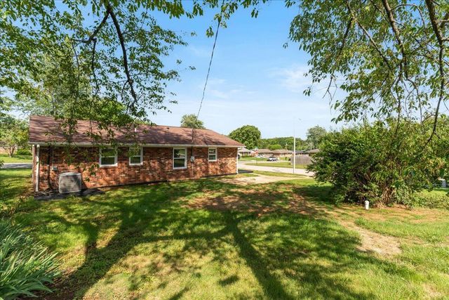 634 Hollow Creek Road, Lexington, KY 40511