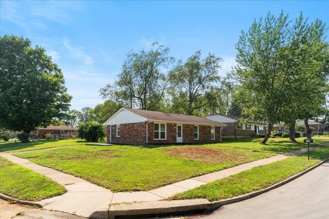 634 Hollow Creek Road, Lexington, KY 40511