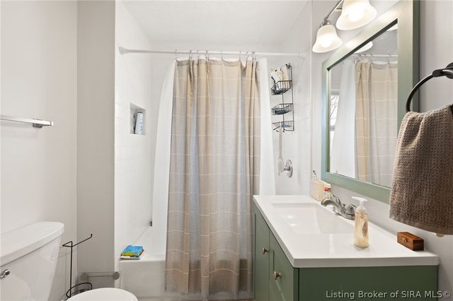 1515 Tunnel Mill Road, Charlestown, IN 47111