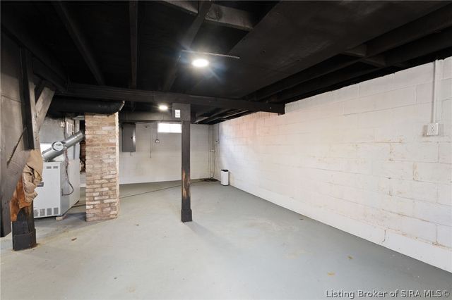 1515 Tunnel Mill Road, Charlestown, IN 47111