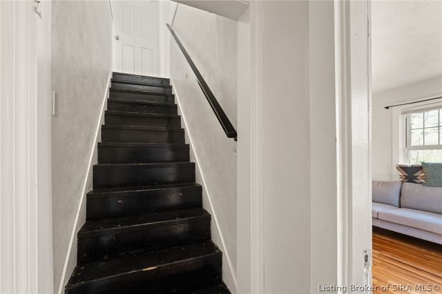 1515 Tunnel Mill Road, Charlestown, IN 47111