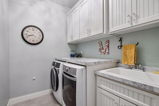 1610 Manchester Place, Waconia, MN 55387