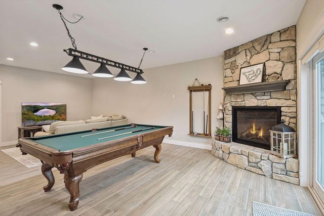 1610 Manchester Place, Waconia, MN 55387