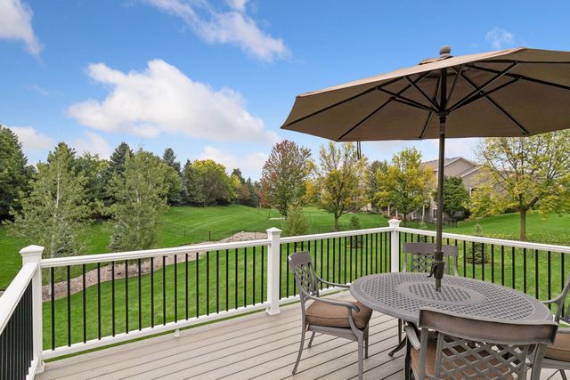 1610 Manchester Place, Waconia, MN 55387