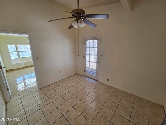 350 HOURGLASS Drive, El Paso, TX 79915