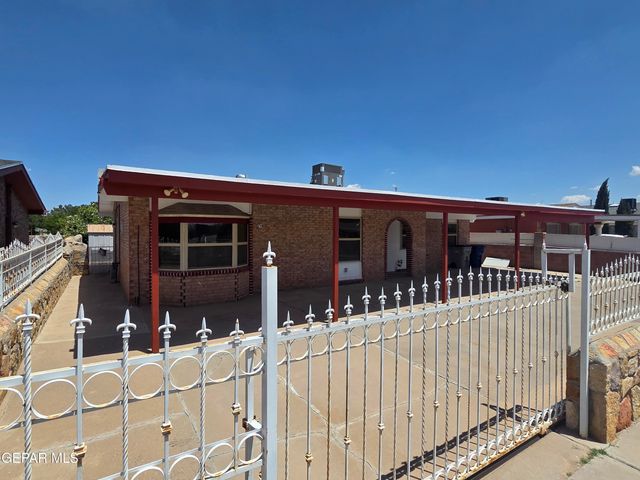 350 HOURGLASS Drive, El Paso, TX 79915