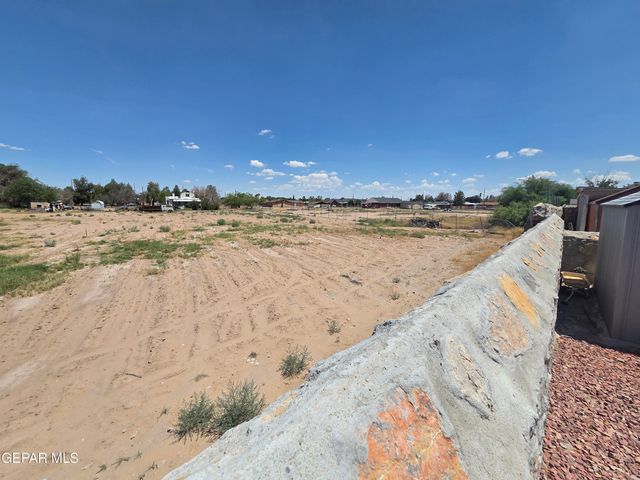 350 HOURGLASS Drive, El Paso, TX 79915