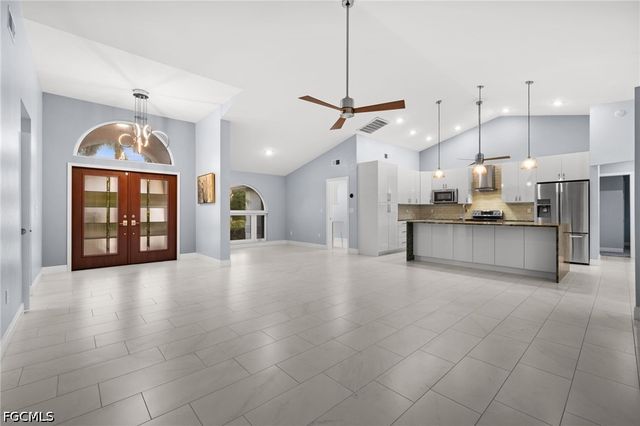 3795 Manatee DR, St James City, FL 33956