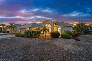 3795 Manatee DR, St James City, FL 33956