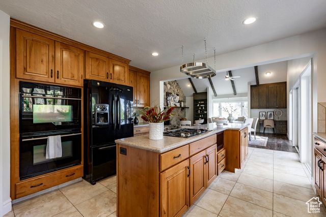 388 QUAIL RUN RD, Farmington, UT 84025