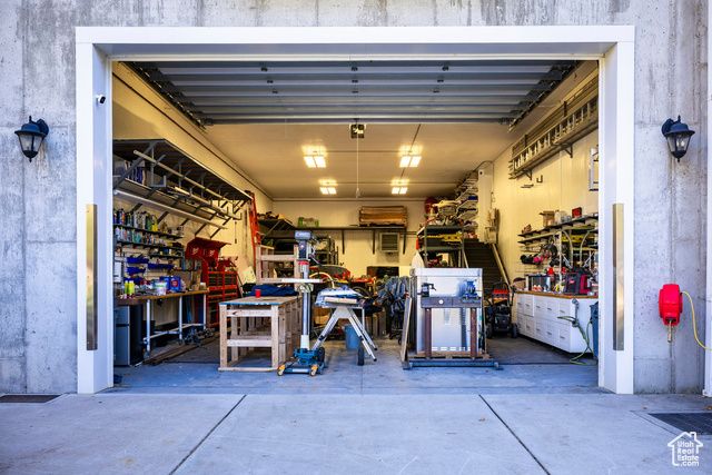 388 QUAIL RUN RD, Farmington, UT 84025