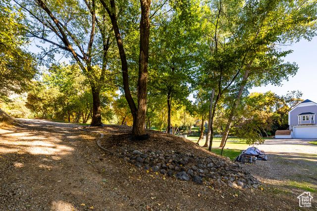 388 QUAIL RUN RD, Farmington, UT 84025