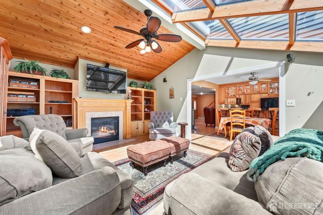 13 Tara Lin Drive, Hazlet, NJ 07730
