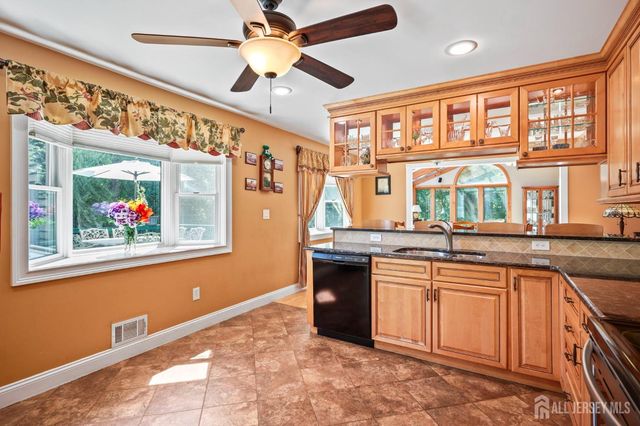 13 Tara Lin Drive, Hazlet, NJ 07730
