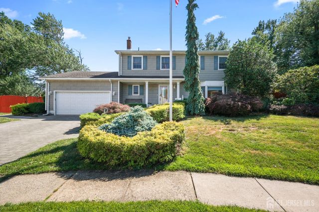 13 Tara Lin Drive, Hazlet, NJ 07730