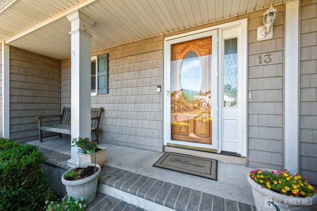 13 Tara Lin Drive, Hazlet, NJ 07730