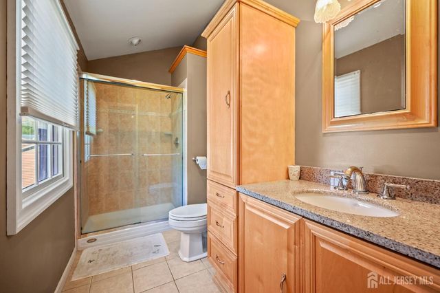 13 Tara Lin Drive, Hazlet, NJ 07730
