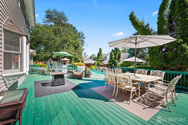 13 Tara Lin Drive, Hazlet, NJ 07730