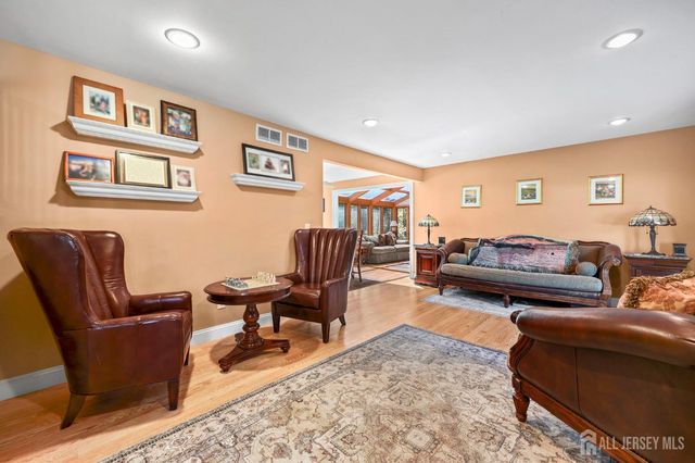 13 Tara Lin Drive, Hazlet, NJ 07730