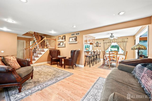 13 Tara Lin Drive, Hazlet, NJ 07730