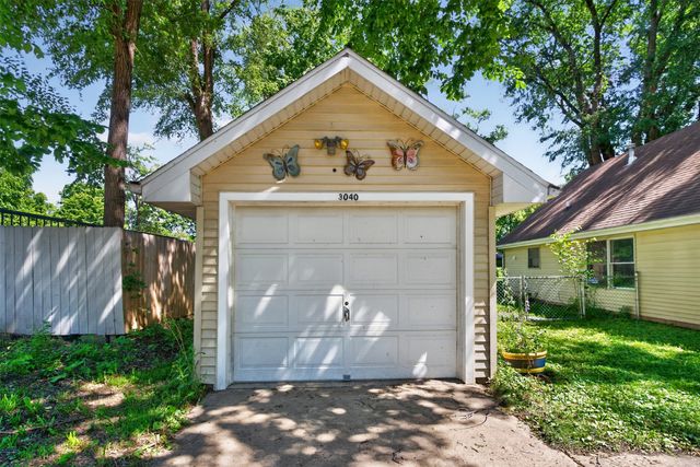 3040 Raccoon Street, Des Moines, IA 50317