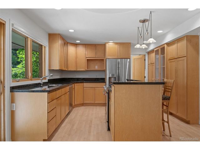7053 S Oneida Cir, Centennial, CO 80112