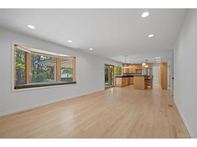 7053 S Oneida Cir, Centennial, CO 80112