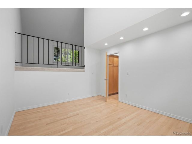 7053 S Oneida Cir, Centennial, CO 80112