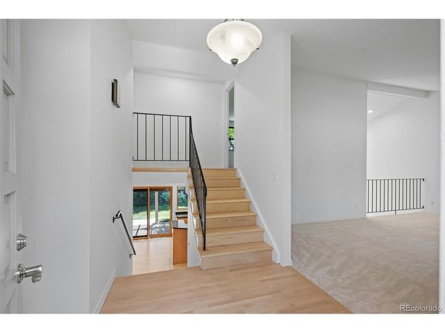 7053 S Oneida Cir, Centennial, CO 80112